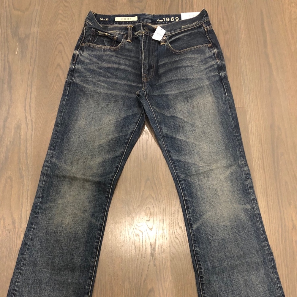 NWT men’s GAP 1969 bootcut jeans